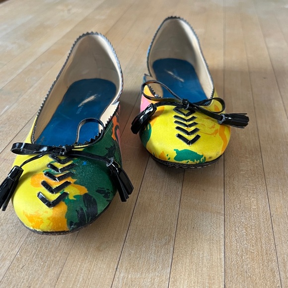 Colorful Women's Flats with Bow Detail - Picture 6 of 8